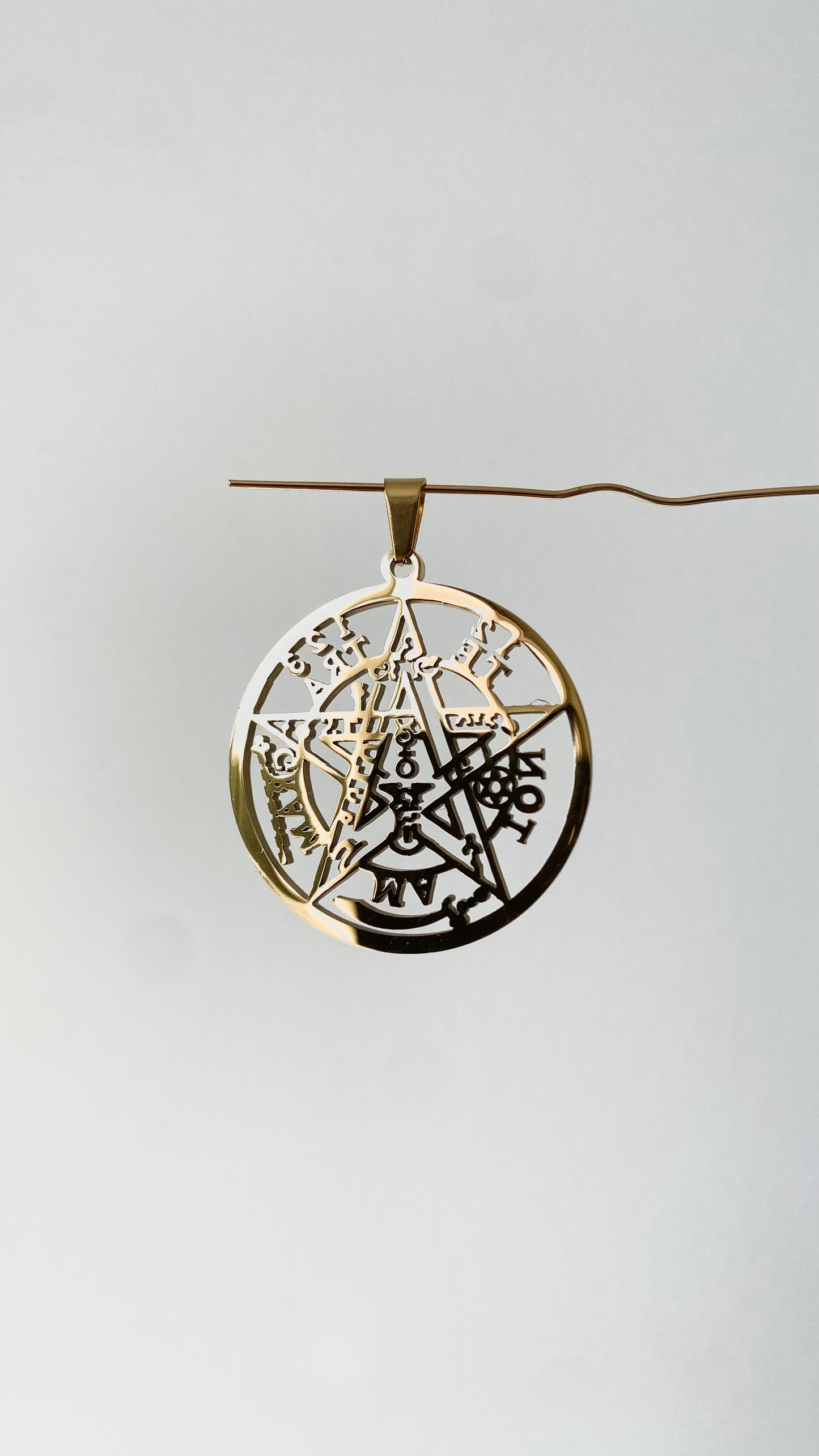 Dije Tetragramaton